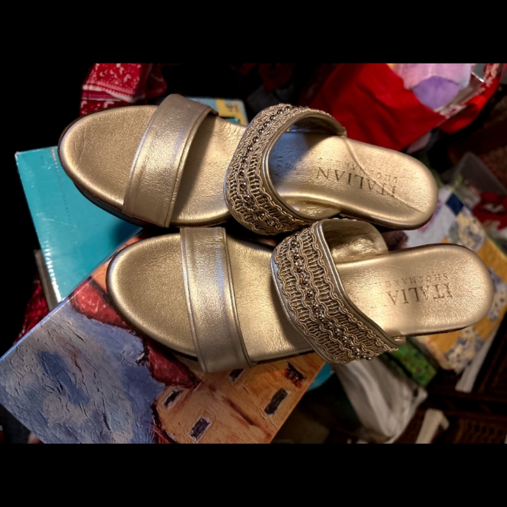 Italian Shoemakers Gold Women's Sandals